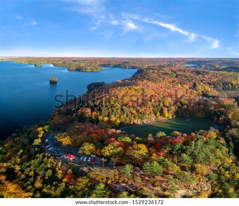 2,545 Fall In Muskoka Images, Stock Photos & Vectors | Shutterstock