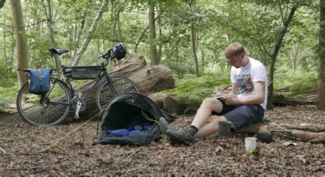 Tips For Beginner Bike Campers - Gadget Advisor