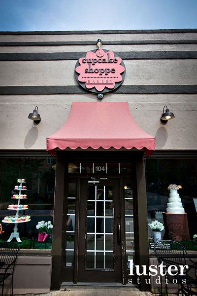 The Cupcake Shoppe | Raleigh Wedding Cakes and Bakery | Loja de bolos ...