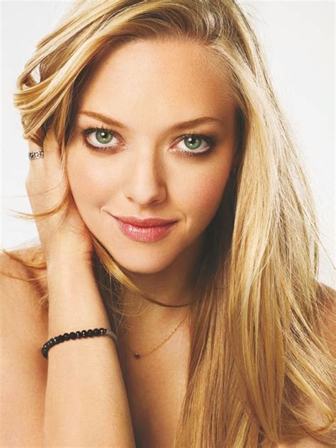 Amanda Seyfried | Amanda seyfried photos, Amanda seyfried, Celebrities