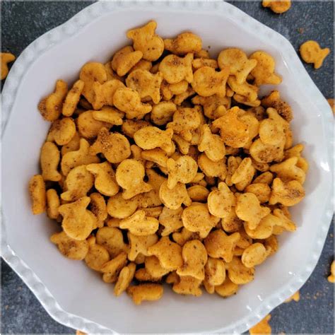 3 Ingredient Old Bay Goldfish Crackers - Tammilee Tips