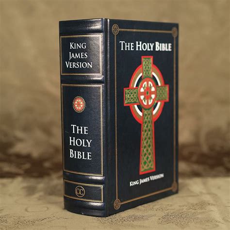 The Holy Bible: King James Version (Leather-bound Classics) | Shopee ...