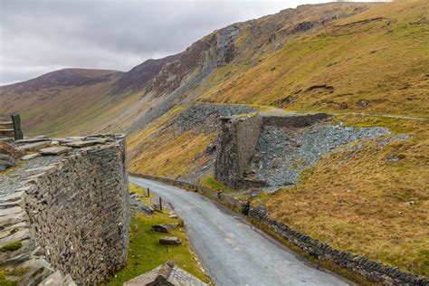 Drivers urged to avoid Honister Pass following collision - The Keswick ...