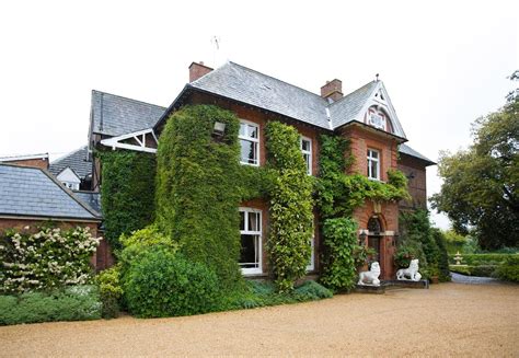 Hotel Wedding Venue - Ardencote Manor | Clive Blair Photography