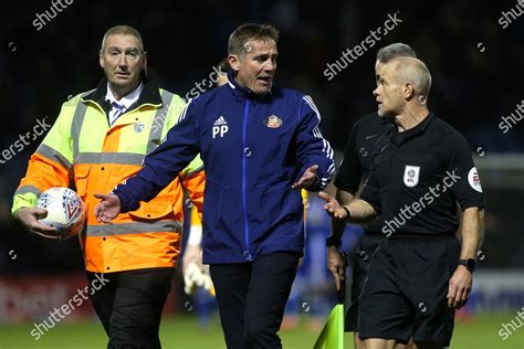 Sunderland Afc Manager Phil Parkinson Shows Editorial Stock Photo ...