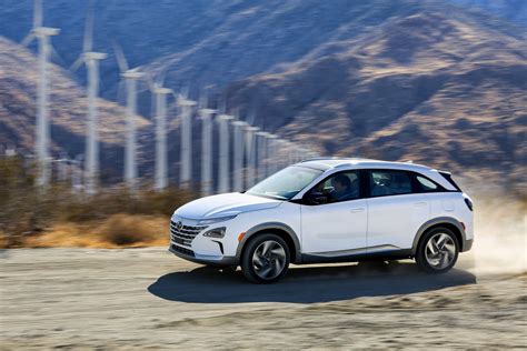 2019 Hyundai Nexo Fuel Cell Vehicle Features 370 Miles Of Range - autoevolution