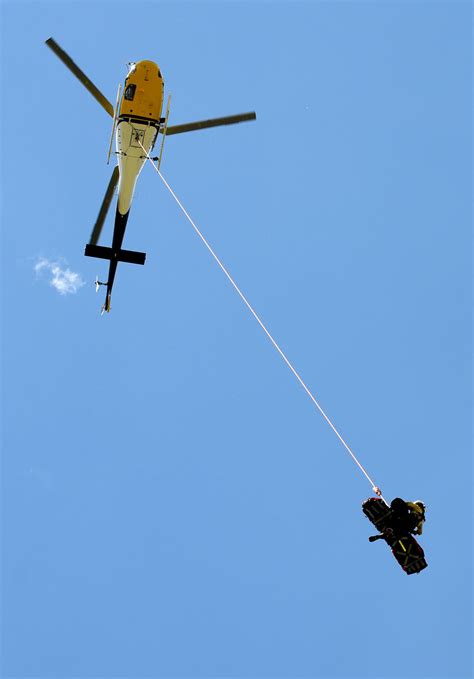 Forest Service helitack teams practice aerial rescue in Ninemile | State & Regional | helenair.com