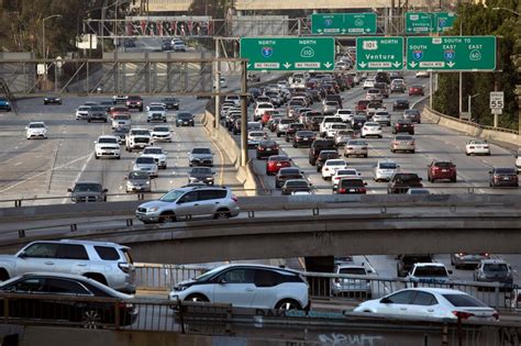 Los Angeles-area traffic no longer nation’s worst