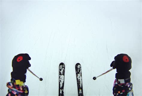 How to Size Downhill Ski Poles - Skiing