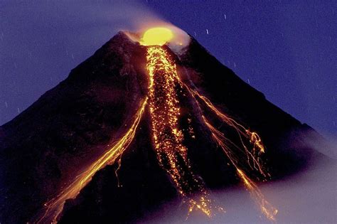 Grains of Sand: Mayon Volcano - Perfectly Formed