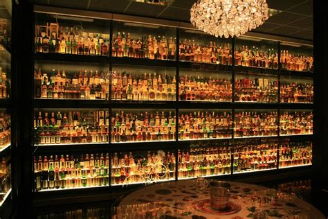 The Whisky Experience, Edinburgh, Scotland - Album on Imgur | Bar lounge design, Whisky, Whisky bar