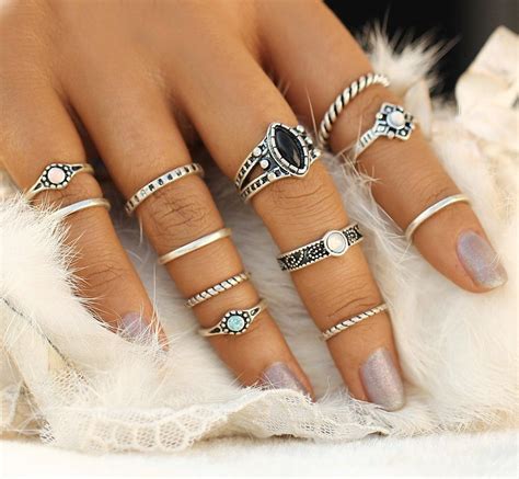 Top 10 Knuckle Rings, Midi Rings and Ring Sets of Our Choice | JJ