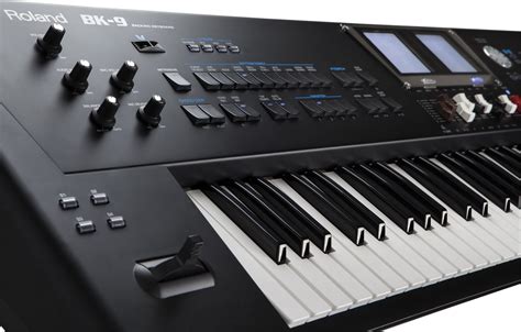 ROLAND BK 9 REVIEW SPEC: ROLAND BK9 KEYBOARD VIDEO INSTRUMENTS MUSIC DEMO