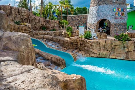 Loews Sapphire Falls Resort: Pool area - photos, details, & more