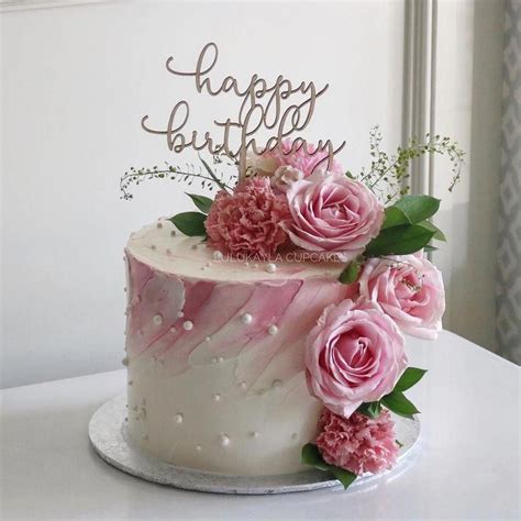 Happy Birthday Cake And Flowers Images | hindujagratacetana22