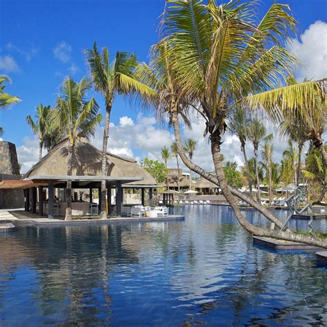 Long_Beach_Hotel_Mauritius_10 | KARMATRENDZ