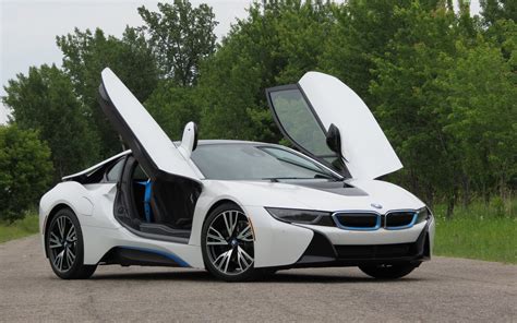 2016 BMW i8 photos - 1/5 - The Car Guide