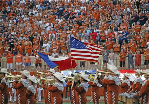 UT football: Longhorns sell 68,000 season tickets for 2023