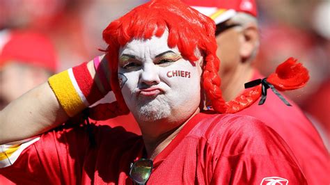 Arrowheadlines: Kansas City Chiefs News 7/15 - Arrowhead Pride