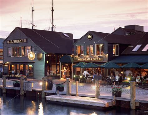 Waterfront fine dining - restaurant | Alexander Nesbitt Photography Archive