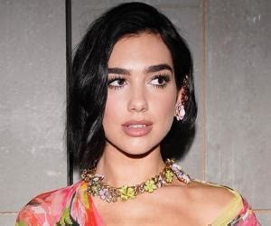 Dua Lipa Biography - Facts, Childhood, Family Life & Achievements