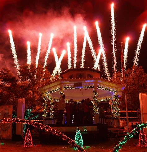 Christmas Lights Events in Grapevine TX | Parades & Shows