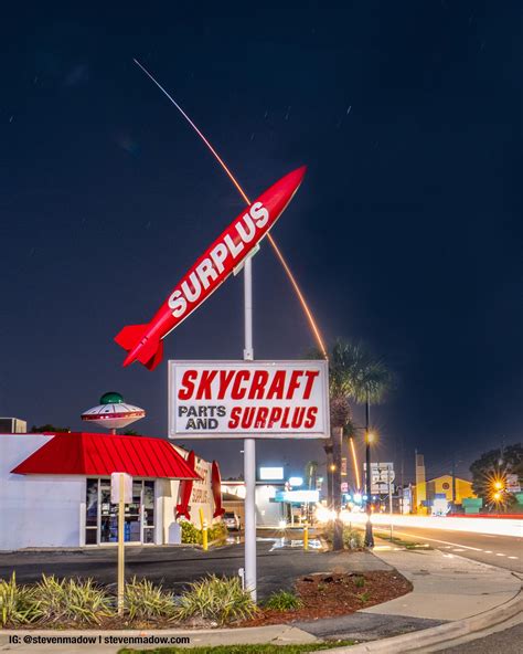 Iconic Skycraft store in Winter Park with SpaceX rocket launch : r/orlando