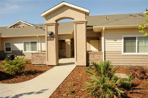 Photos | Cinnamon Villas | Affordable Housing in Lemoore, California