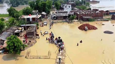 With The Outbreak Of Flood In Bihar, A Population Of 24.42 Lakhs ...