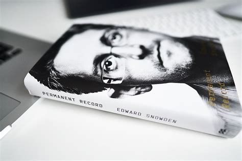 Book review: Permanent Record by Edward Snowden | pawelgrzybek.com