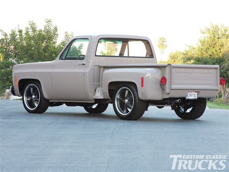 This 1977 Chevrolet Stepside is clean from the inside out. Almost near ...