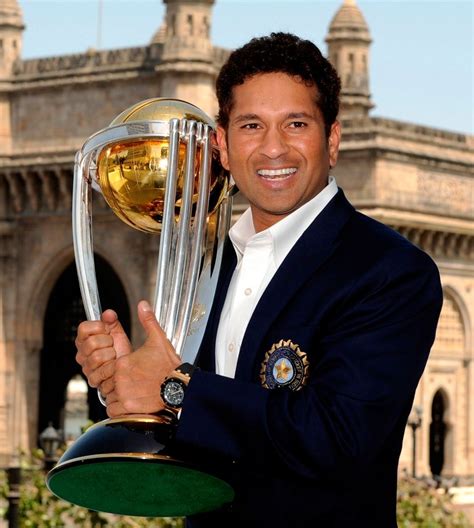 sachin-tendulkar-with-world-cup-2011 | Sachin tendulkar, Dhoni ...