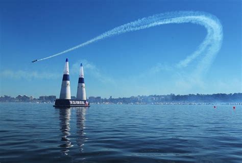 Red Bull Air Race 2010 | Amusing Planet