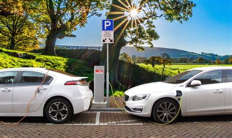 Electric cars - what are the pros and cons of an electric car? | GreenSmartEco.com