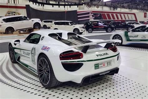 Porsche 918 Spyder is latest member of Dubai Police force - ForceGT.com