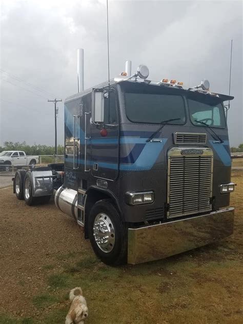 Pin by Gary Pfannenstiel on Big rig trucks in 2023 | Trucks, Freightliner trucks, Freightliner