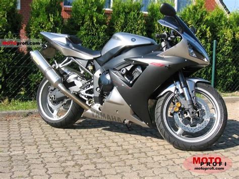 Yamaha YZF-R1 2004 Specs and Photos