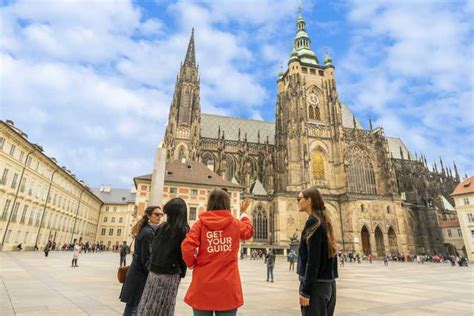 Prague Castle: Tour with Local Guide and Entry Ticket | GetYourGuide