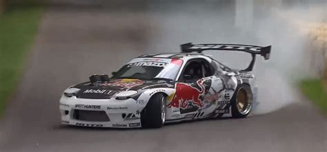 Goodwood Hill Climb, Mad Mike y su Mazda RX-7 preparado para drifting... es para verlo