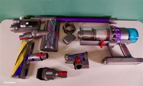 Dyson Gen5detect Vacuum Cleaner Review - Breaking Down the Pros and Cons - TechWalls