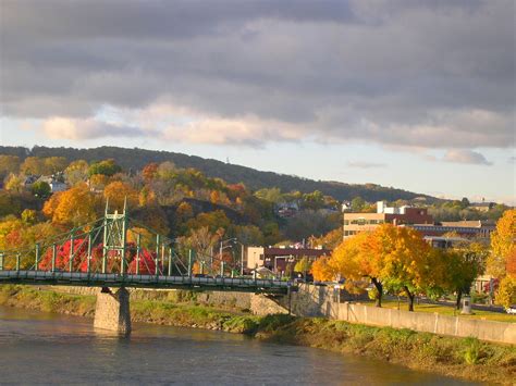 Downtown Easton, PA | 11-16-07---Standing midway out on the … | Flickr