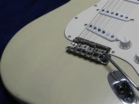 Electric Guitar Bridge Types: Which is Right for You? | Spinditty