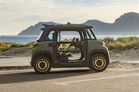 The Citroen Ami Buggy EV Is a Doorless, Beach-Ready Joyride for $11,300