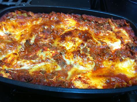 Lasagna in the Covered Roaster | Roaster recipes, Roaster oven recipes ...