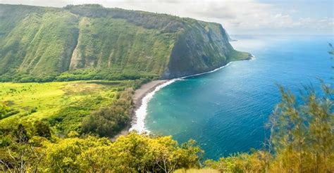 The 7 Best Big Island Volcano Tours [2023 Reviews] | World Guides To Travel