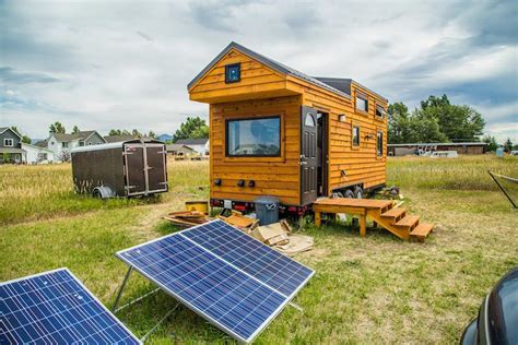 Bozeman Off-Grid Tiny House - Tiny Living