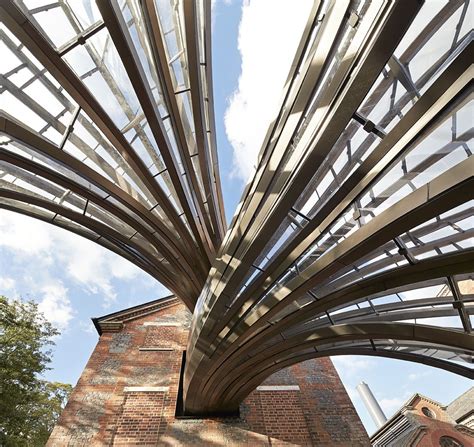 Thomas Heatherwick’s Bombay Sapphire distillery | Thomas heatherwick, Architecture photography ...