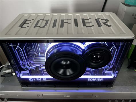 Edifier QD35 review: Speaker boasts bright lights, big sound | Cult of Mac