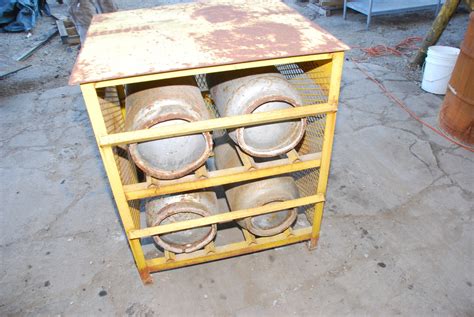 33" x 34" x 39" Propane Tank Storage Cabinet Cage and four 33.5lb tank INV=8327 | eBay