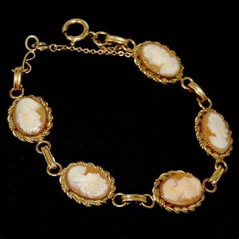 Cameo Bracelet Vintage Gold – Estatebeads